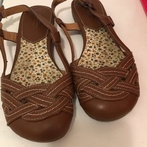 Arizona jeans wear brown sandals